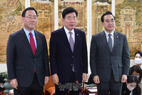 [포토] 의장실서 만난 여야 원내대표