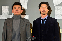 [포토] 영화 '교섭'으로 첫 호흡 맞추는 '황정민-현빈'