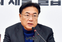 [포토] 모두발언 하는 정진석 국민의힘 비대위원장