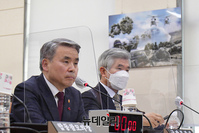 [포토] 의원들의 질문에 답하는 이종섭 국방부 장관