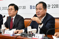 [포토] 발언하는 신영호 농협하나로유통 대표이사