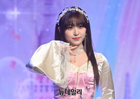 [포토] 아일리원 리리카 "미니앨범으로 컴백했어요"