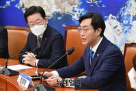 [포토] 발언하는 장경태 민주당 정치혁신위원장