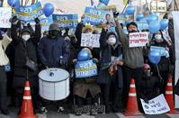 [포토] 검찰 출석 앞두고 결집한 이재명 지지자들