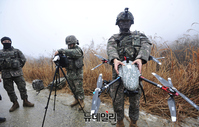 [포토] 정찰드론 점검하는 육군 아미타이거 