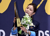 [포토] 박진주 "퍼스트브랜드 시상식 왔어요"