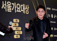 [포토] 영탁 "새해 복 많이 받으세요"