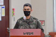 [포토] 현안보고 하는 강신철 합동참모본부 작전본부장