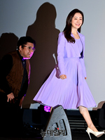 [포토] 제작보고회 입장하는 배우 오나라