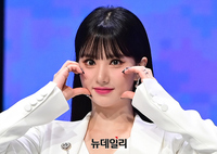 [포토] 비비지 은하 "3번째 미니앨범 나왔어요"