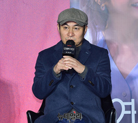 [포토] 넷플릭스 연애대전 김정권 감독 "배우들 덕분에 즐겁게 촬영해"