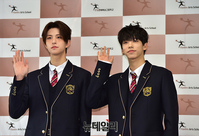 [포토] 에이턴 정혜민-조경민 '졸업합니다'