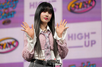[포토] 스테이씨 윤 "모두 힘을 내요"