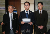 [포토] 발언하는 위성곤 민주당 원내수석부대표