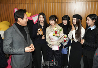 [포토] 뉴진스, 서울시 홍보대사 위촉