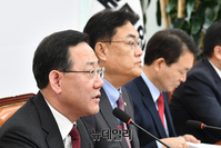 [포토] 비대위 참석한 주호영 국민의힘 원내대표