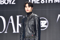 [포토] 더보이즈 주학년 '시그니처 포즈'