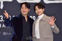 [포토] 박해수-박은석 '가이드 인사'