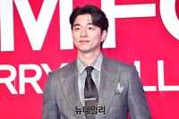 [포토] 공유 '느껴지는 젠틀함'