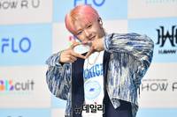 [포토] 하우 루이 '시선 집중 핑크머리'