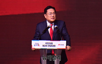 [포토] 인사말 하는 정진석 국민의힘 비상대책위원장
