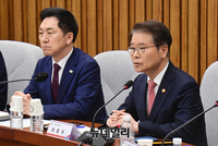 [포토] 국민의힘 찾은 이정식 고용노동부 장관