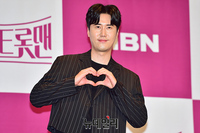 [포토] 신성 '하트시리즈'