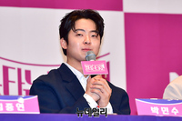 [포토] 박민수 '불타는트롯맨 비타민'