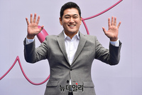 [포토] 서울패션위크 참석한 오신환 정무부시장