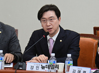 [포토] 발언하는 강민국 국민의힘 수석대변인