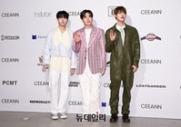 [포토] 골든차일드, 다같이 손가락하트