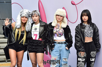 [포토] 코카앤버터 리헤이-제트썬-비키-가가 '런웨이 구경왔어요'