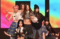 [포토] 화려하게 컴백한 엔믹스