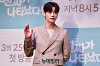 [포토] 안재현 '재벌집 아들 포스'