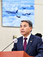 [포토] 업무보고 하는 이종섭 국방부장관
