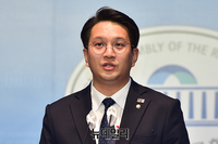 [포토] 대일외교 규탄하는 전용기 의원