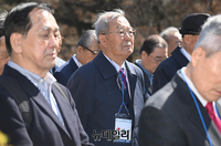 [포토] 우남 탄신 148주년 묘소 찾은 박범진 전 의원