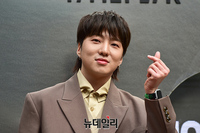 [포토] 강승윤 '사랑해요'