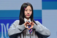 [포토] 빌리 션, 하트 발사