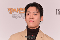 [포토] 장사천재 백사장 존박, 다국어 구사 언어천재