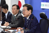 [포토] 축사하는 이재명 더불어민주당 대표