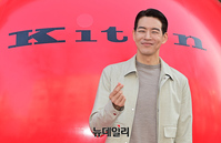 [포토] 포토콜 참석한 이상윤