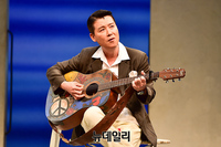 [포토] '맘마미아!' 시연하는 '김환희-장현성-이현우-송일국'