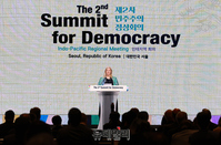 [포토] 제2차 민주주의 정상회의, 인사말하는 주한뉴질랜드대사 