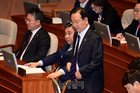 [포토] 신상발언 마친 하영제 국민의힘 의원