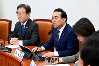 [포토] 발언하는 박홍근 민주당 원내대표