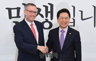[포토] 콜린 크룩스 주한 영국대사 만난 김기현 대표