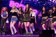 [포토] 'Back to the City' 무대 선보이는 케플러