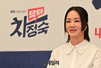 [포토] '닥터 차정숙' 인터뷰하는 엄정화