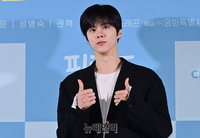 [포토] 김우석 '숨길 수 없는 잘생김'